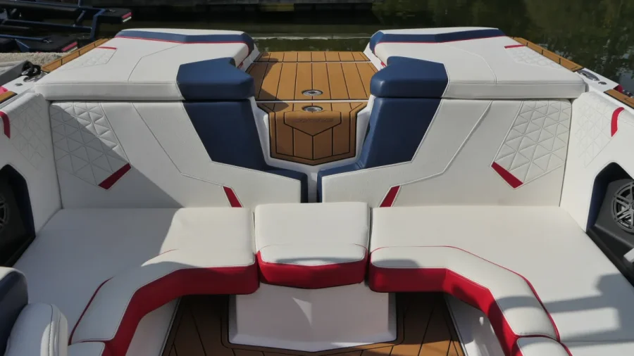 2023-nautique-gs20-147183-image10.webp