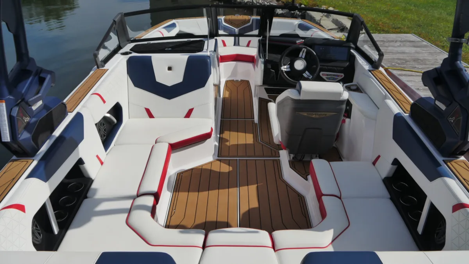 2023 Nautique GS20 w Trailer