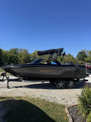2025-mastercraft-xt23-147185-image2.webp