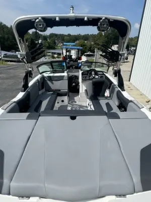 2022-mastercraft-nxt22-147196-image2.webp