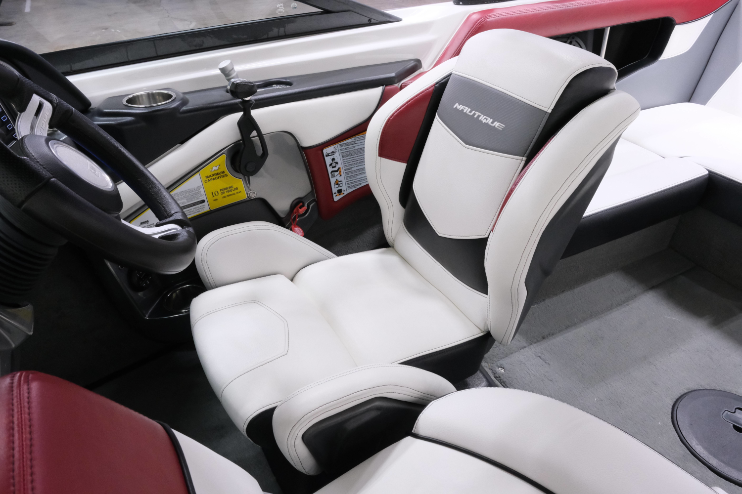 2016 Nautique Sport 200