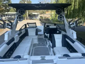 2021-malibu-m240-147205-image3