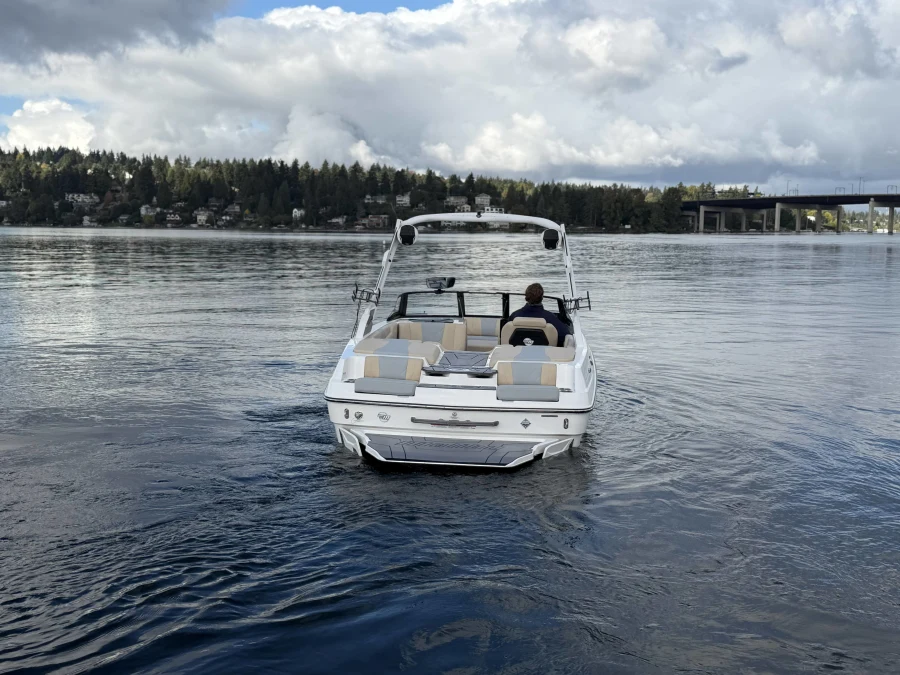 2027-malibu-wakesetter-vtx-147207-image11
