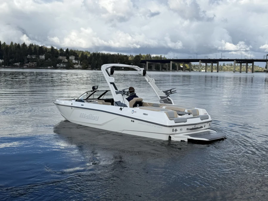 2027-malibu-wakesetter-vtx-147207-image13