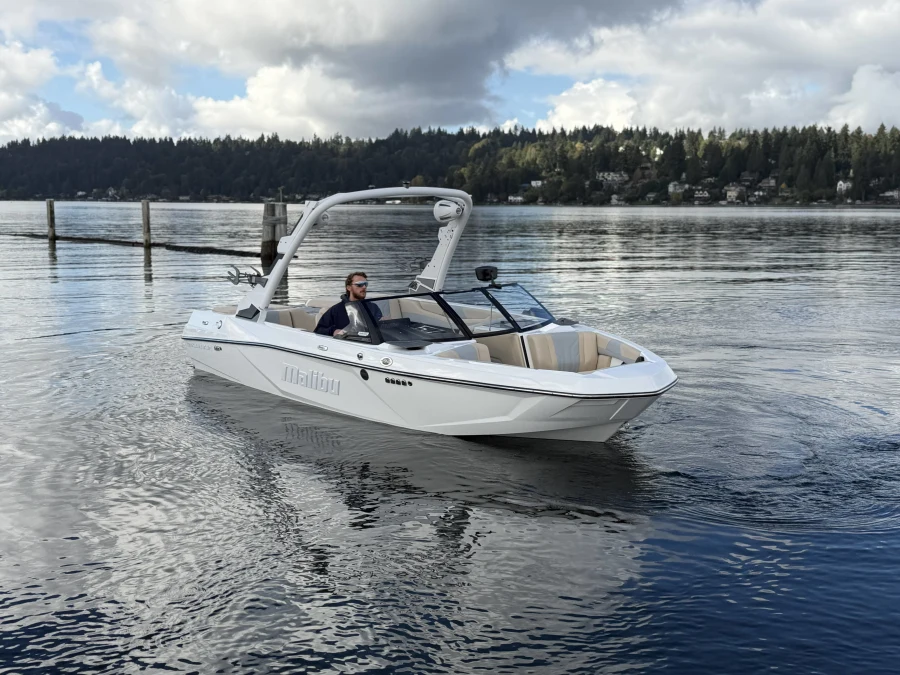 2027-malibu-wakesetter-vtx-147207-image6