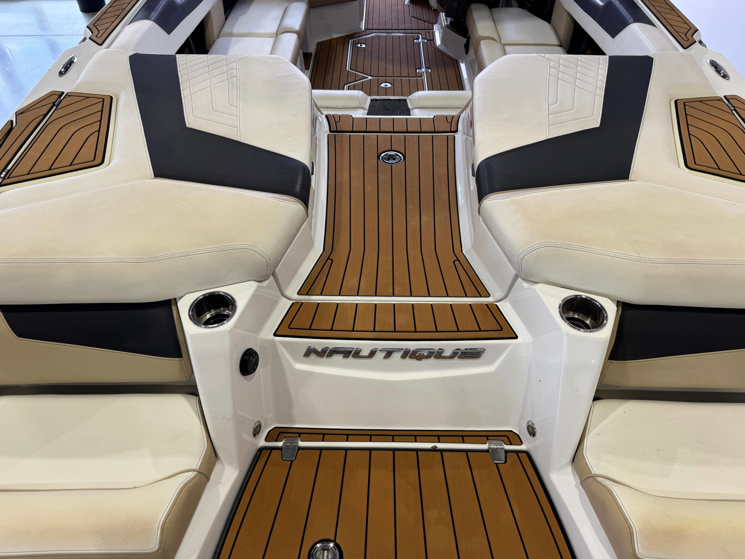 2022 Nautique Super Air Nautique G23