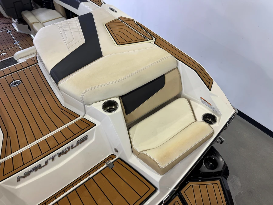 2022-nautique-g23-147209-image11