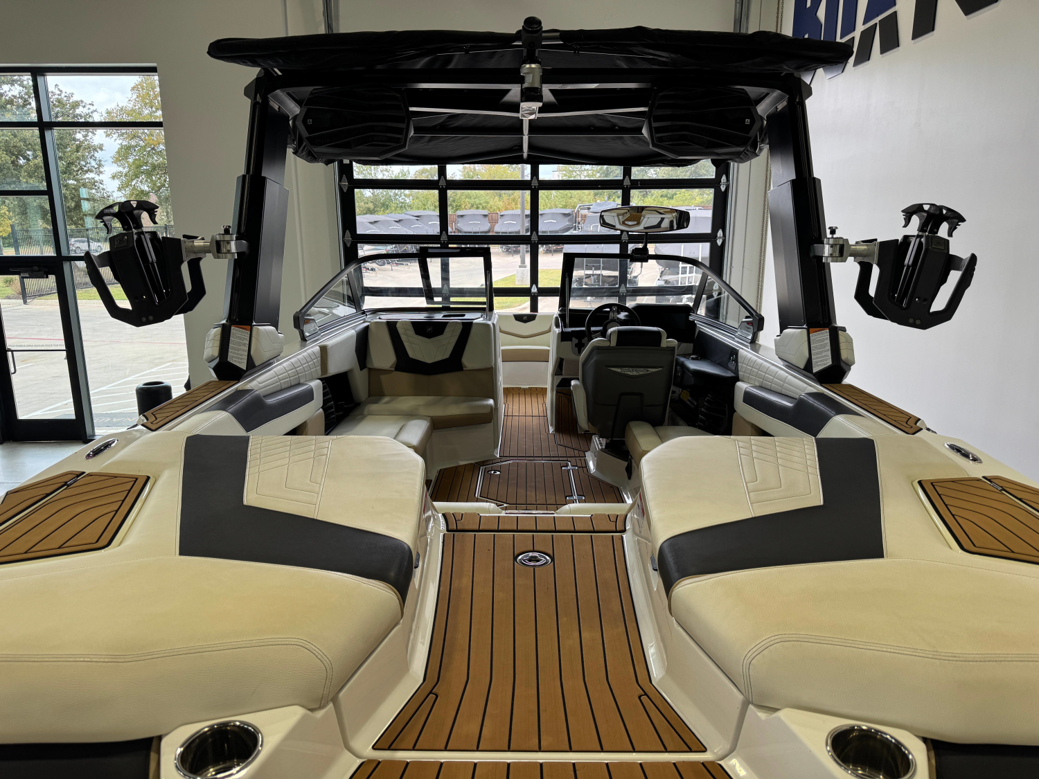 2022 Nautique Super Air Nautique G23