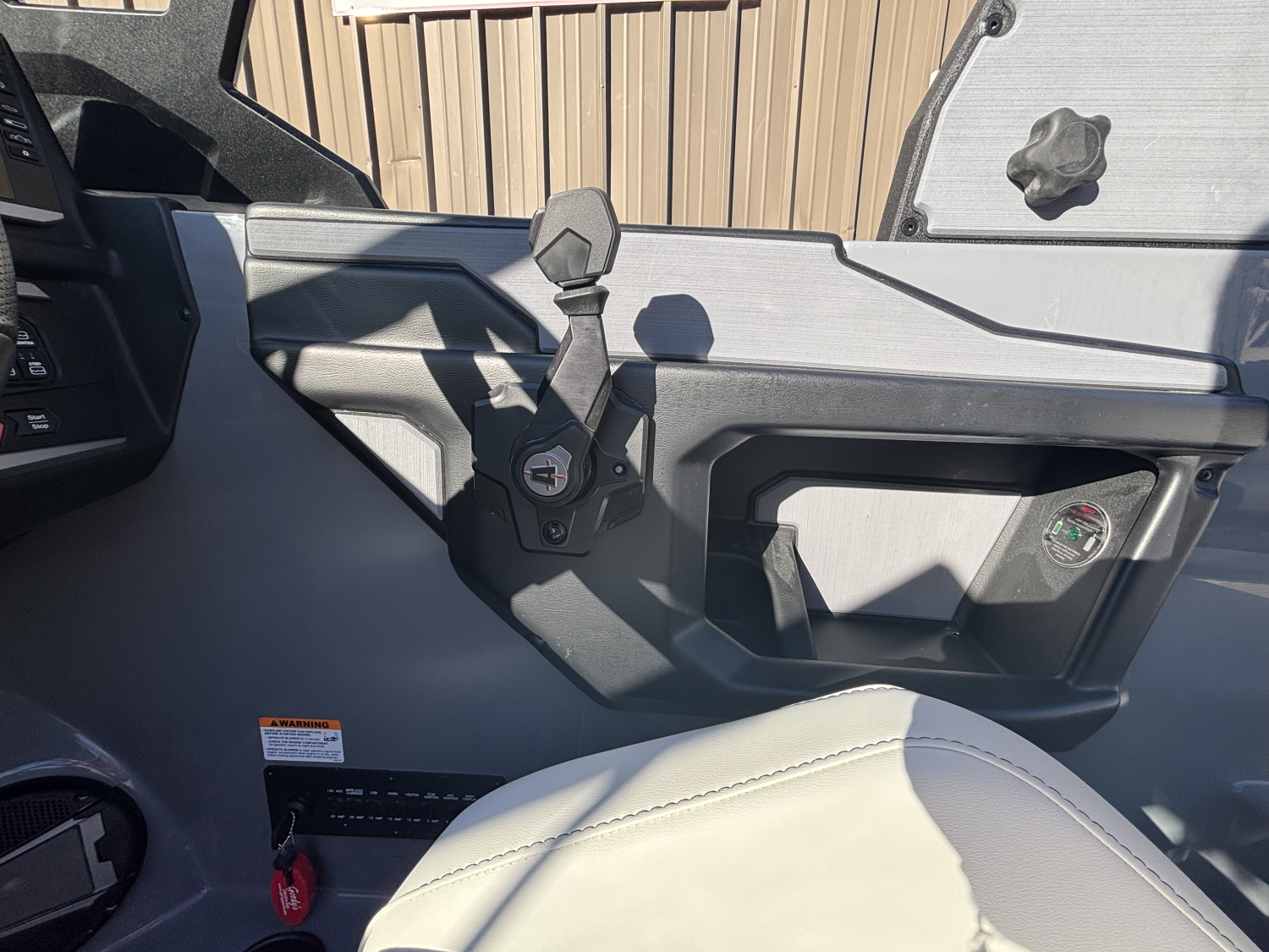 2027 Axis T250