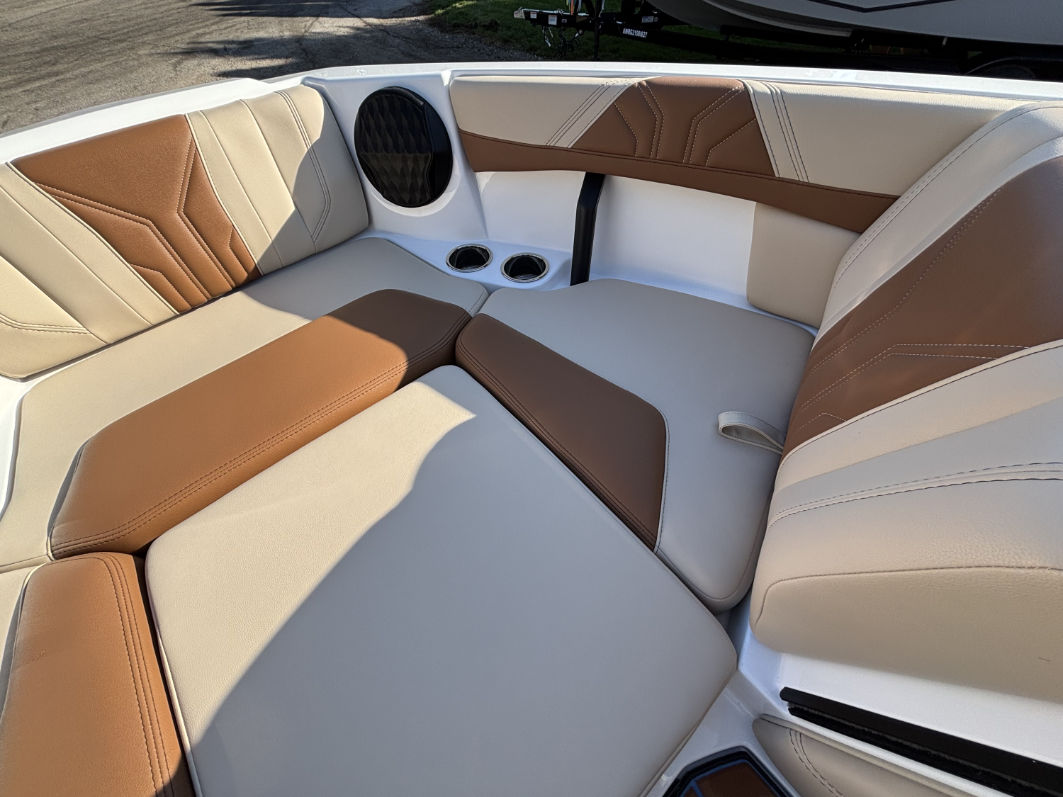 2027 Malibu 20VTX