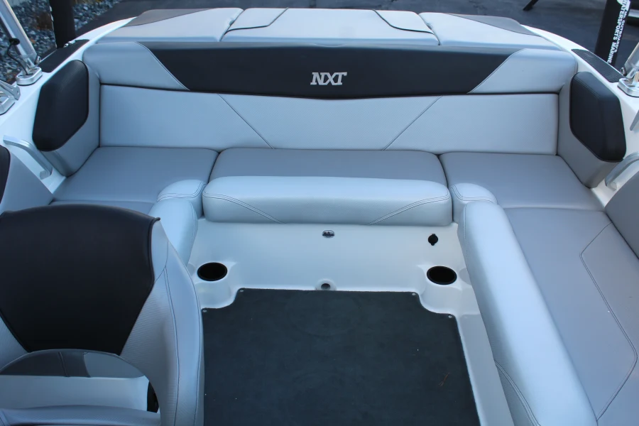 2016-mastercraft-nxt20-147219-image13