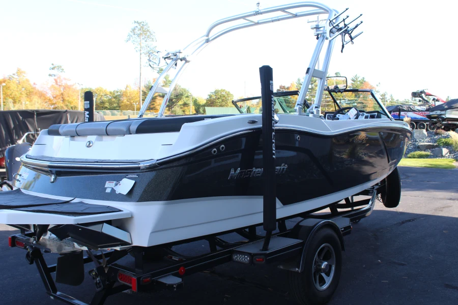 2016-mastercraft-nxt20-147219-image24
