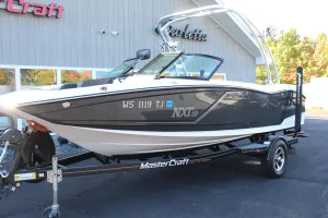 2016-mastercraft-nxt20-147219-image3