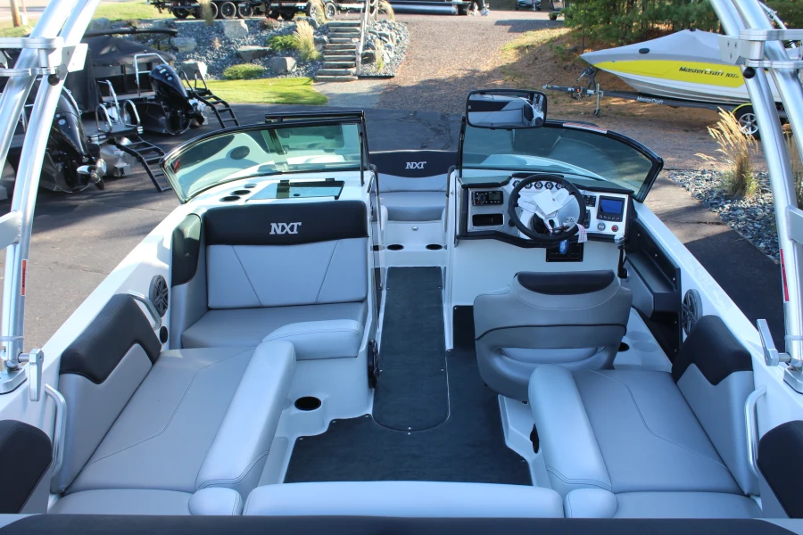 2016-mastercraft-nxt20-147219-image8