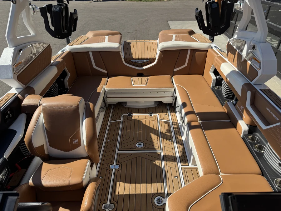 2020-nautique-g23-147226-image10