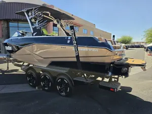 2022-malibu-wakesetter-25-lsv-147228-image6