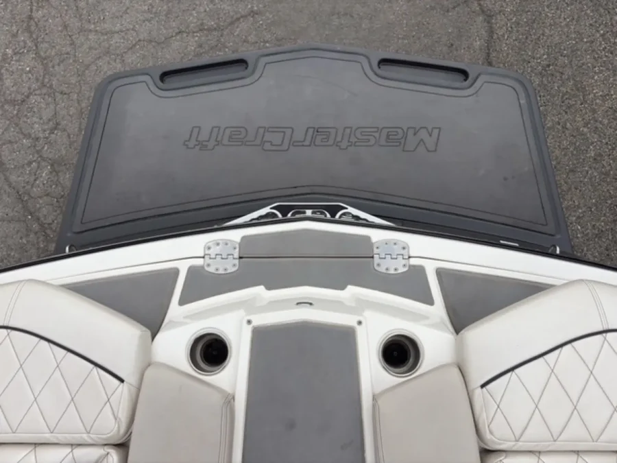 2011-mastercraft-x25-147236-image11.webp