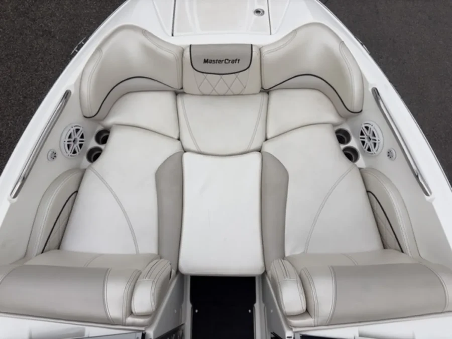 2011-mastercraft-x25-147236-image12.webp