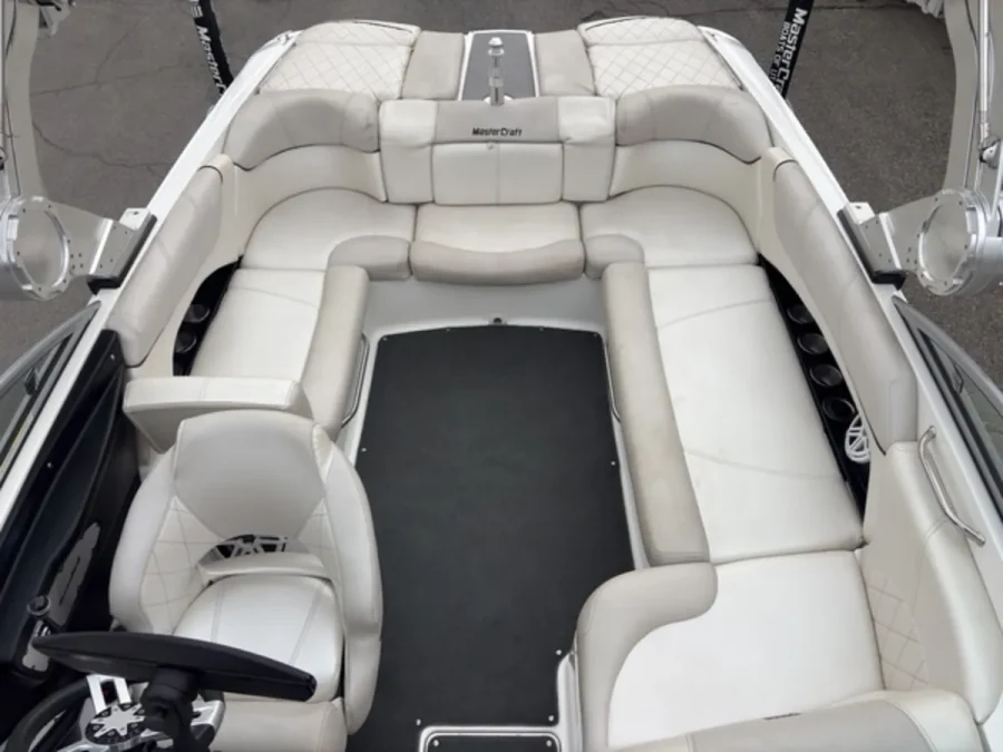 2011-mastercraft-x25-147236-image7.webp