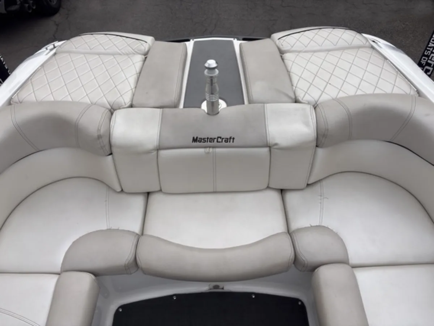 2011 23' MasterCraft X25 Bowrider