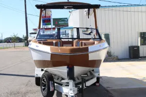 2027-malibu-wakesetter-23-lsv-147238-image2.webp