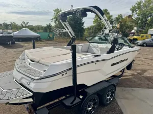 2020-mastercraft-nxt20-147244-image17.webp