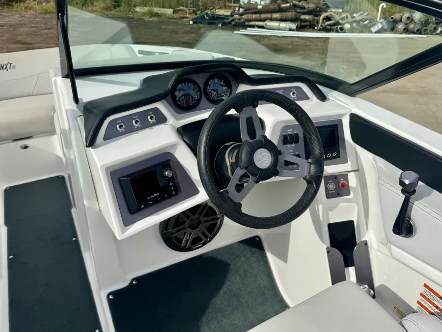 2020-mastercraft-nxt20-147244-image20.webp