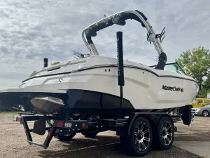 2020-mastercraft-nxt20-147244-image21.webp