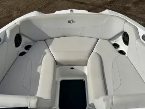 2020-mastercraft-nxt20-147244-image6.webp
