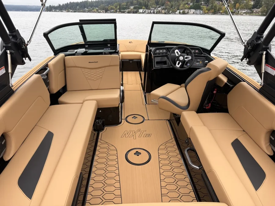 2027-mastercraft-nxt23-147248-image7.webp
