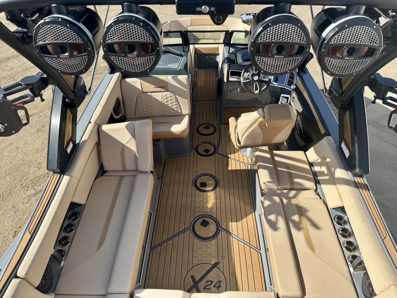 2024 MasterCraft X24