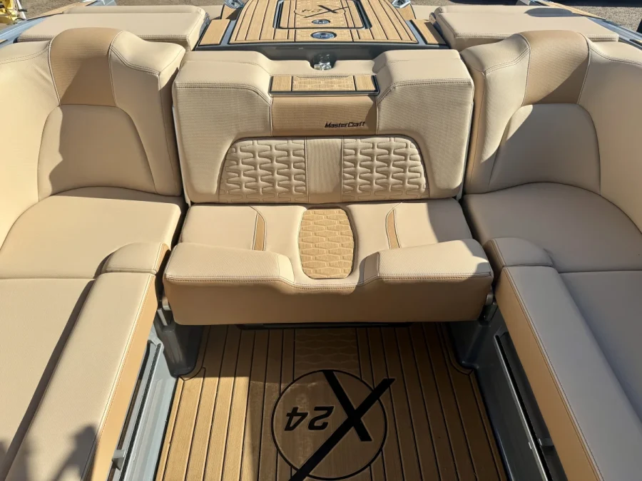 2024-mastercraft-x24-147254-image16.webp