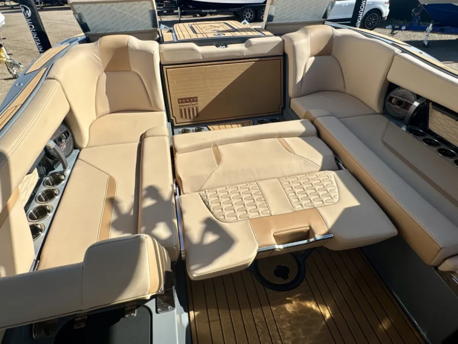 2024-mastercraft-x24-147254-image23.webp