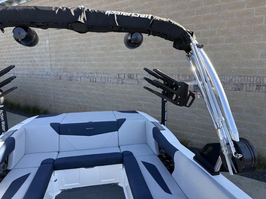 2022-mastercraft-nxt24-147222-image3