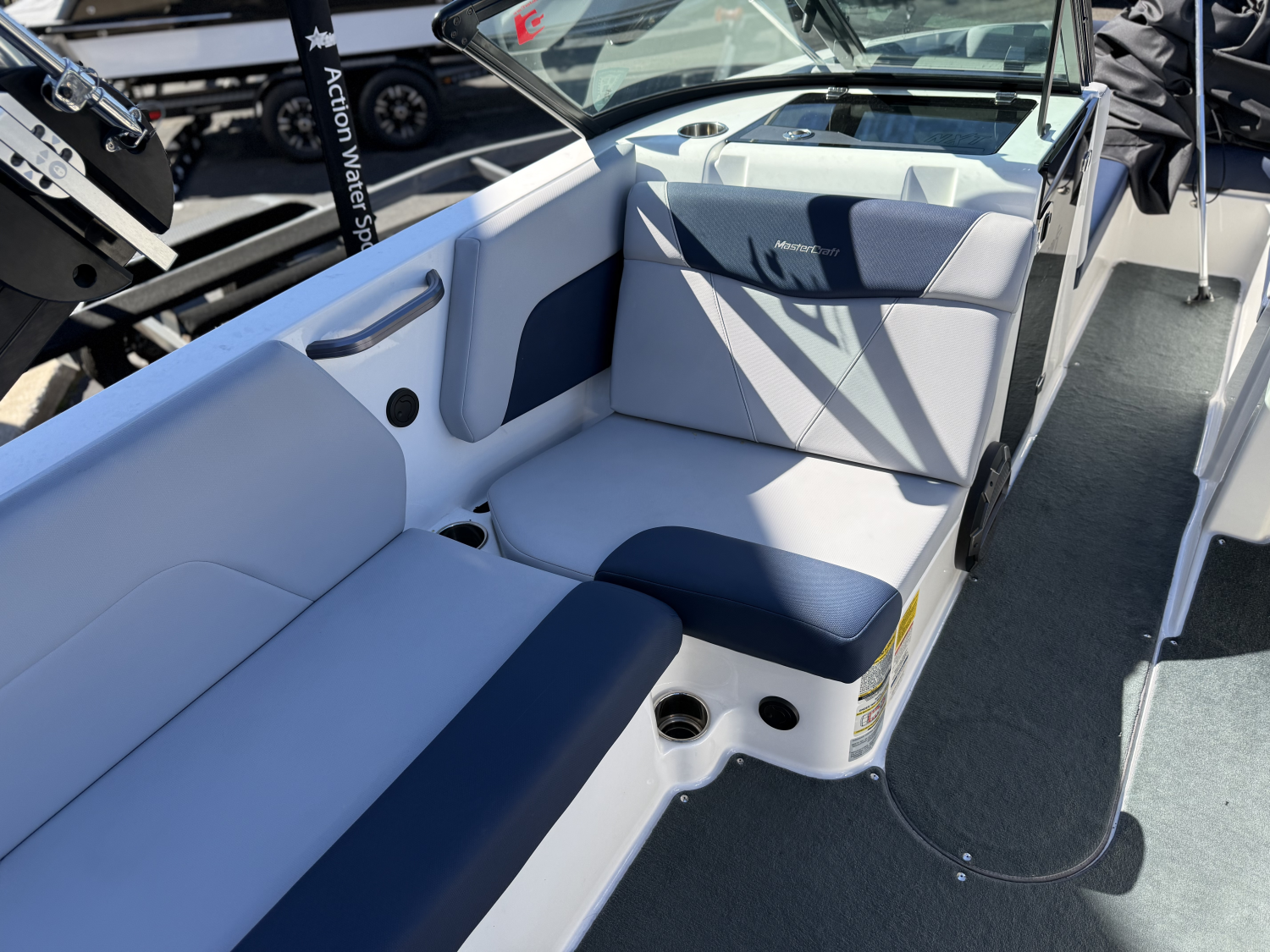 2022 MasterCraft NXT24