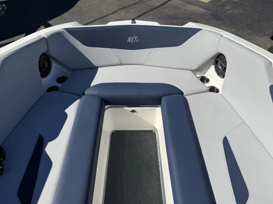 2022-mastercraft-nxt24-147222-image9