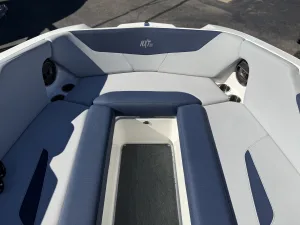 2022-mastercraft-nxt24-147222-image9