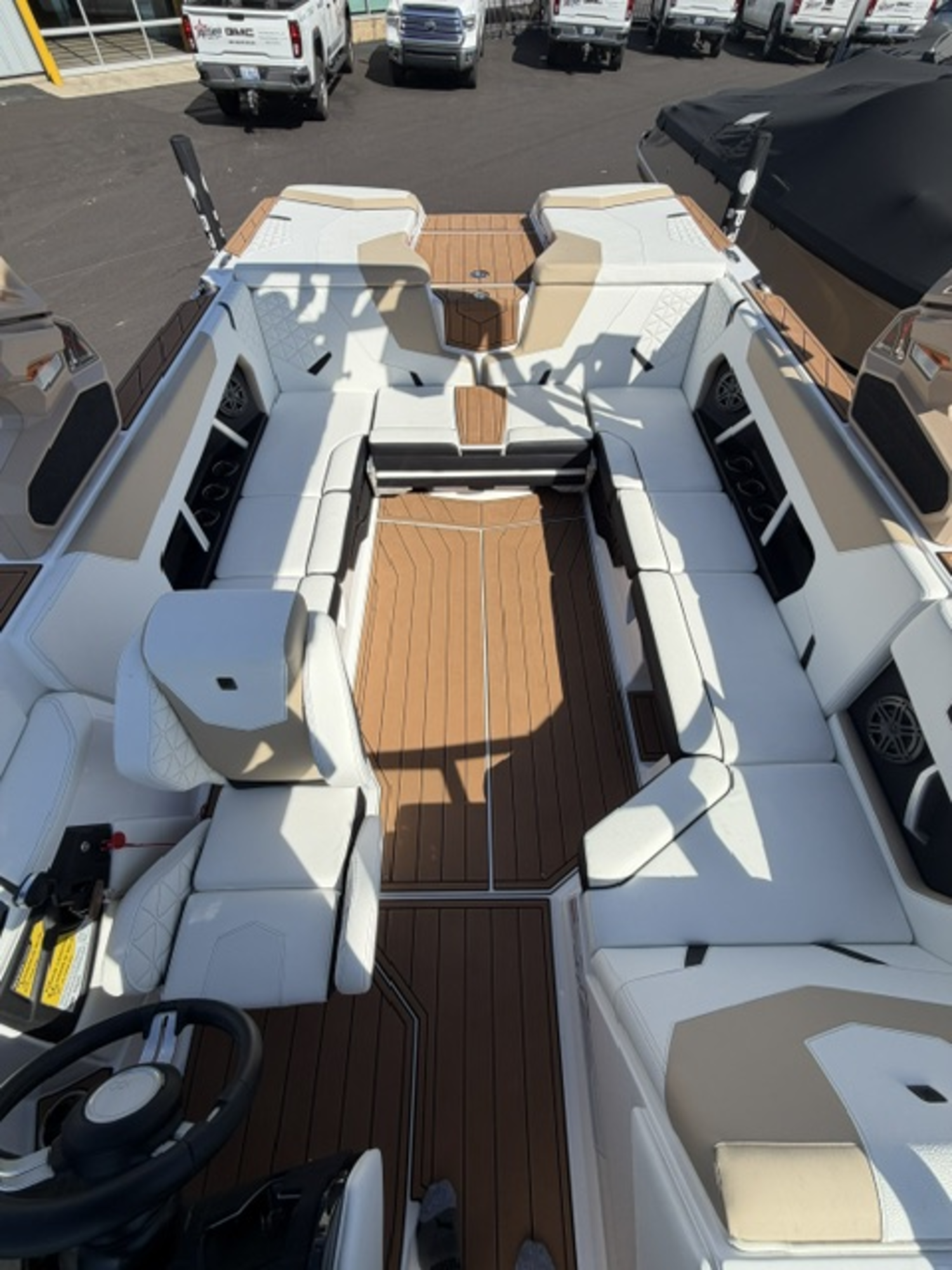 2025 Nautique GS22