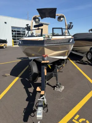 2025-nautique-gs22-147269-image4