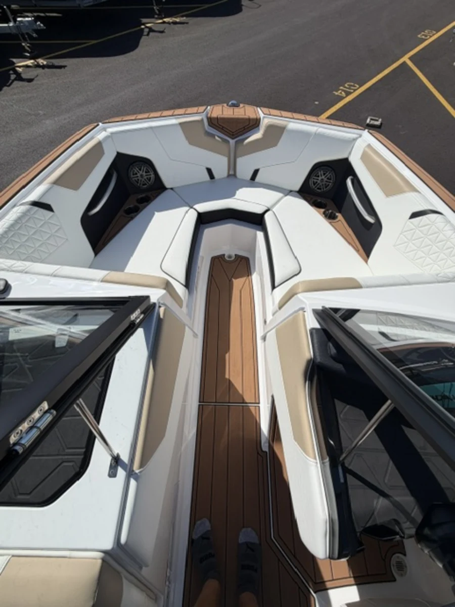 2025-nautique-gs22-147269-image7