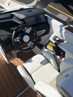 2025 Nautique GS22 Icon