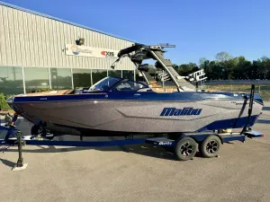 2027-malibu-wakesetter-25-lsv-147276-image0.webp