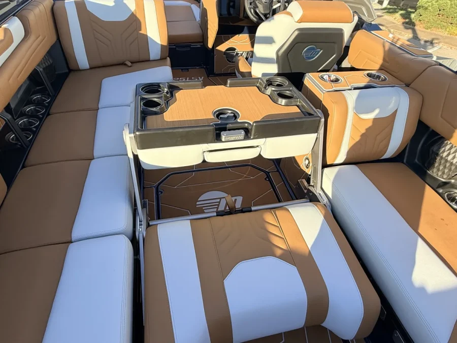 2027-malibu-wakesetter-25-lsv-147276-image11.webp