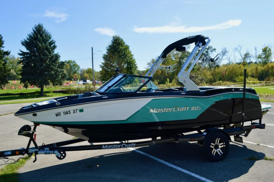 2018-mastercraft-nxt20-147278-image11.webp