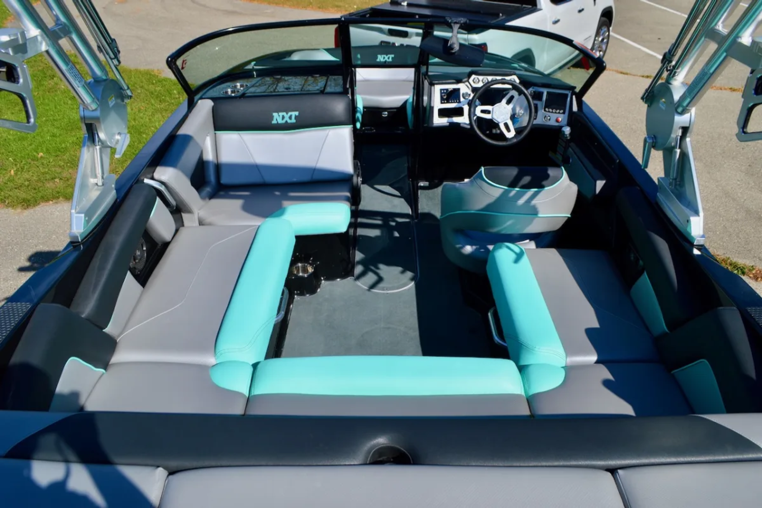 Mastercraft NXT20 with Trailer