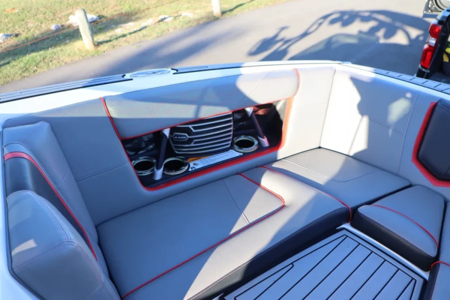 2019-nautique-g23-147283-image13.webp