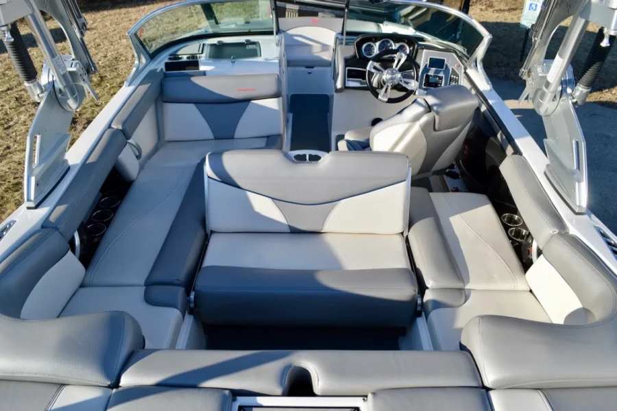 2018-mastercraft-xt20-147286-image13.webp