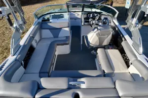 2018-mastercraft-xt20-147286-image2.webp
