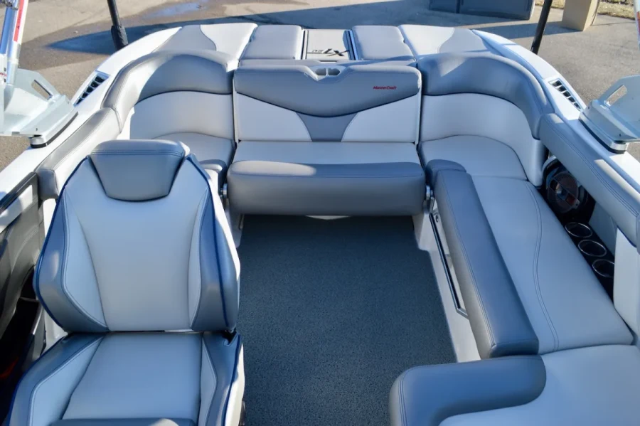 2018-mastercraft-xt20-147286-image7.webp