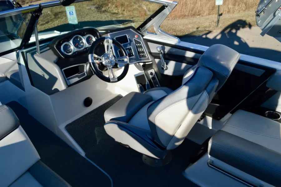 2018-mastercraft-xt20-147286-image9.webp